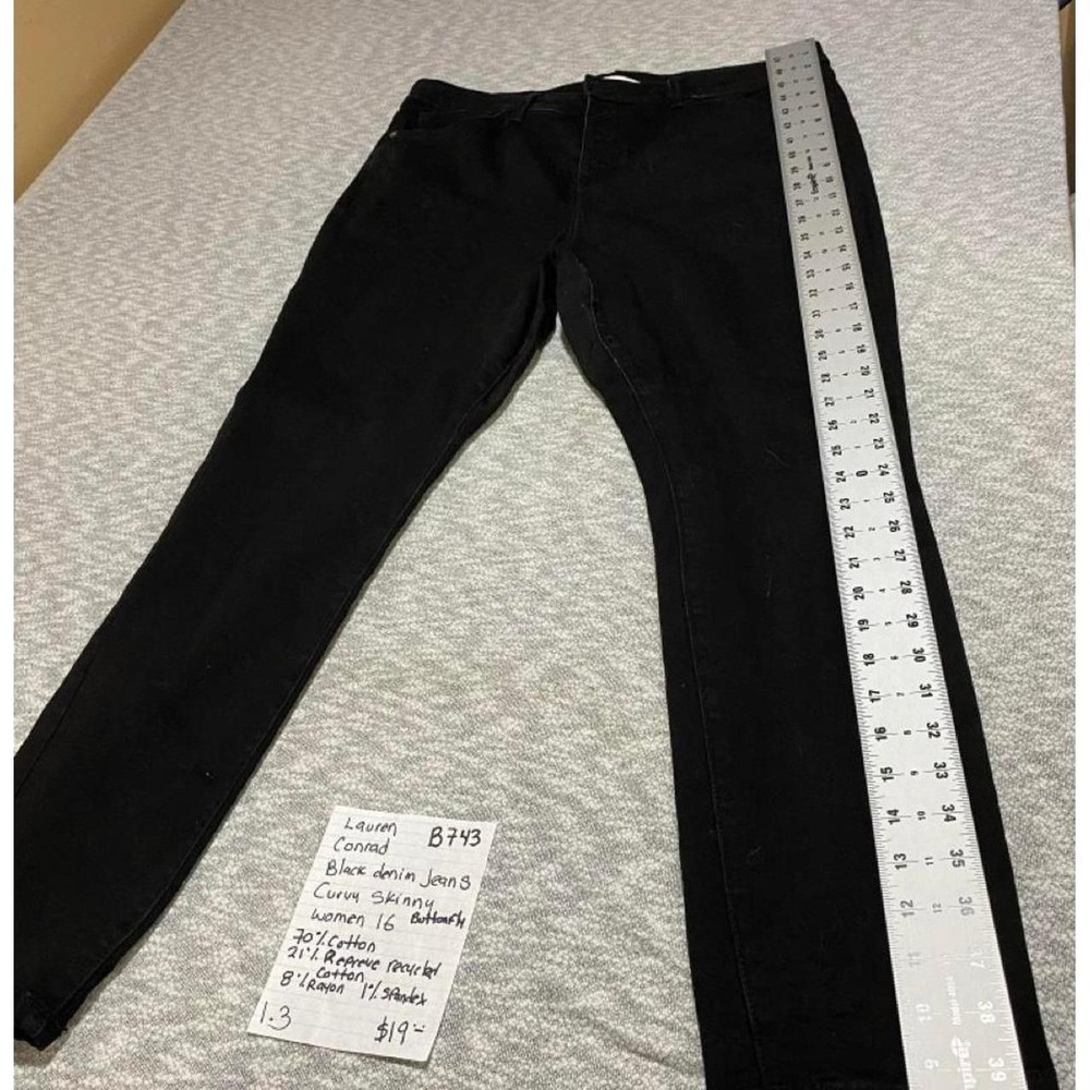 Lauren Conrad Black denim jeans curvy skinny buttonfly women 16. SKU-B743